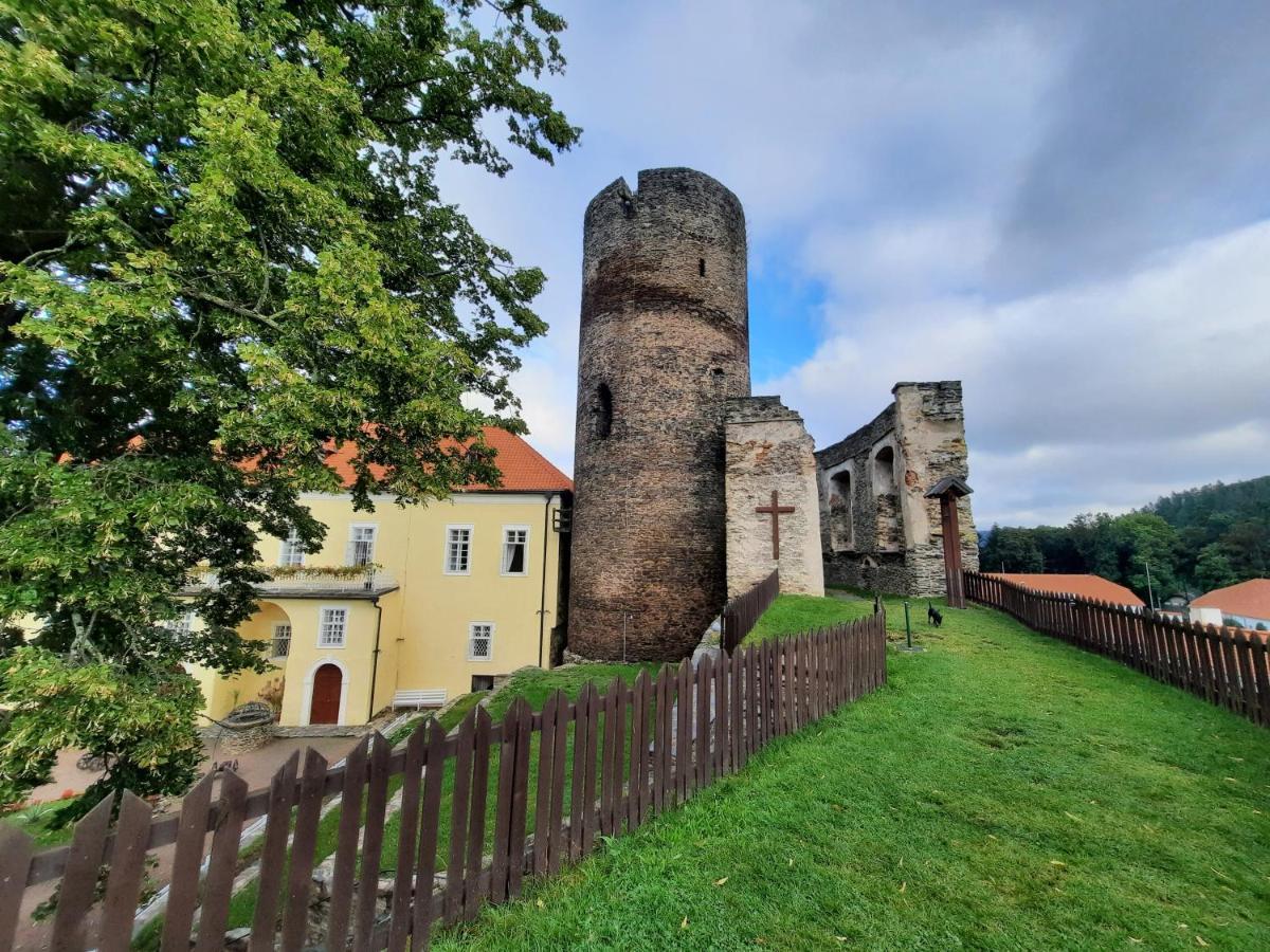 Penzion hradu Svojanov Svojanov  Esterno foto