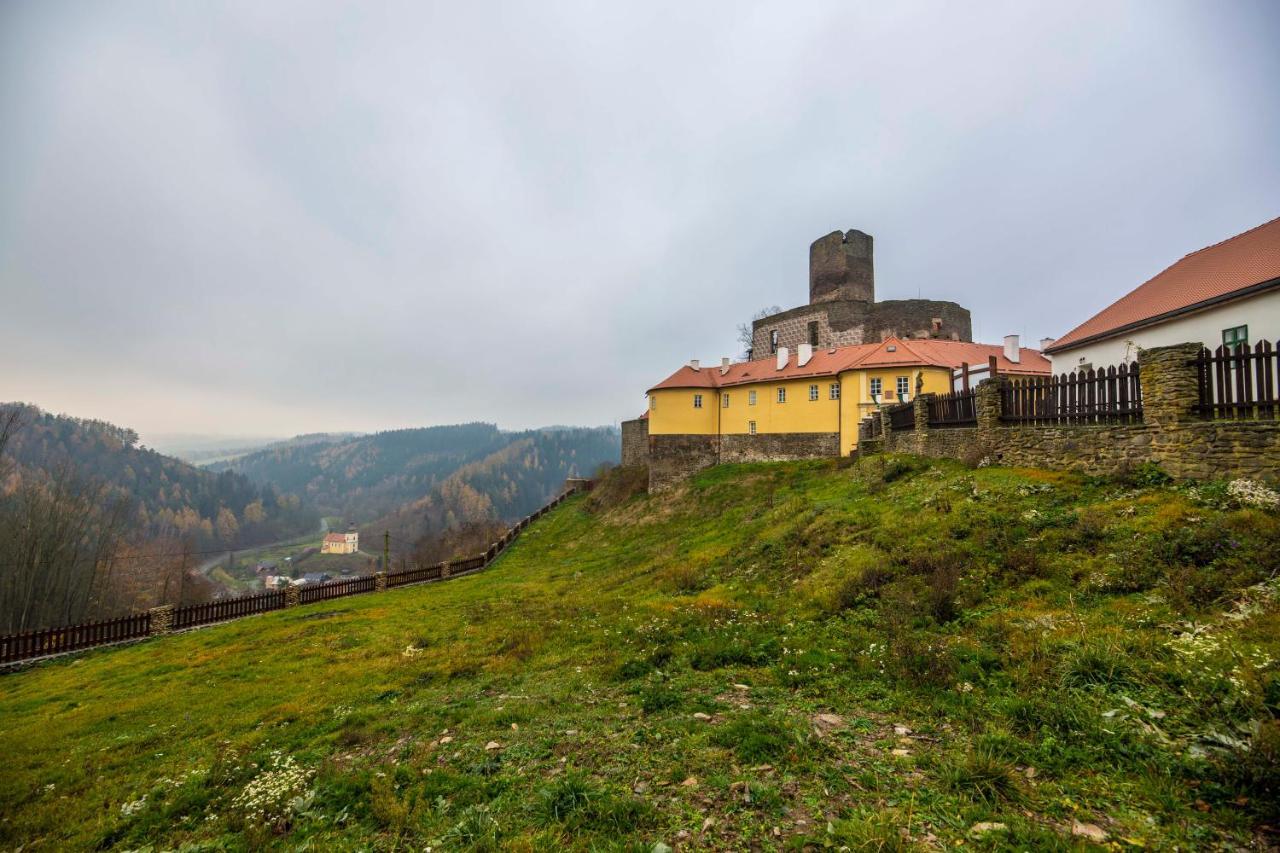 Penzion hradu Svojanov Svojanov  Esterno foto