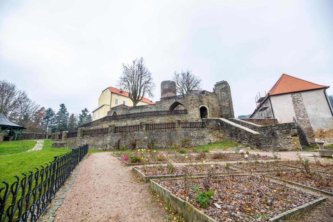 Penzion hradu Svojanov Svojanov  Esterno foto